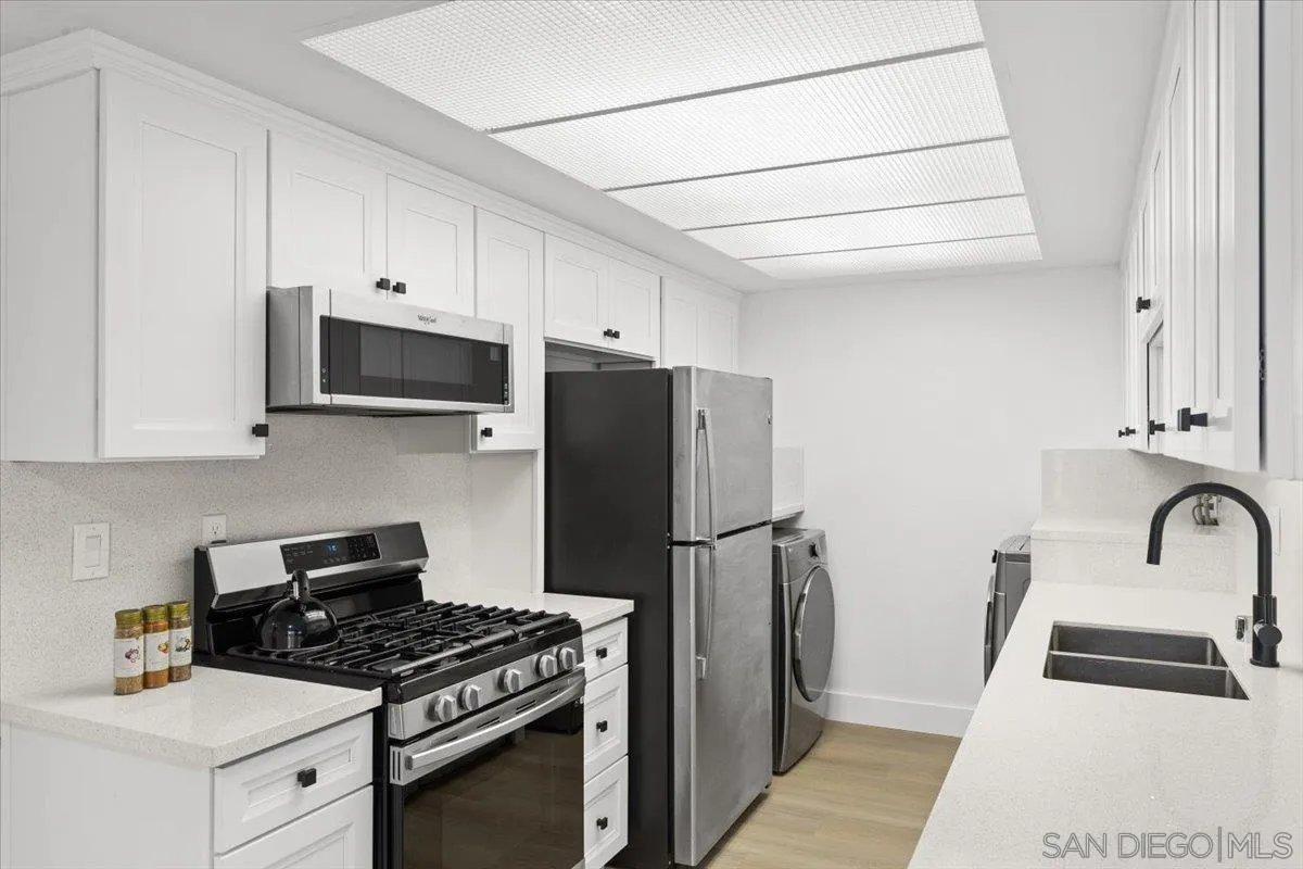 Photo #13: 250033073 Listing: Photo #13