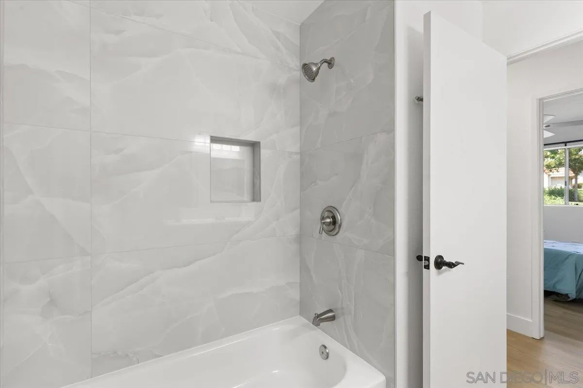 Photo #26: 250033073 Listing: Photo #26
