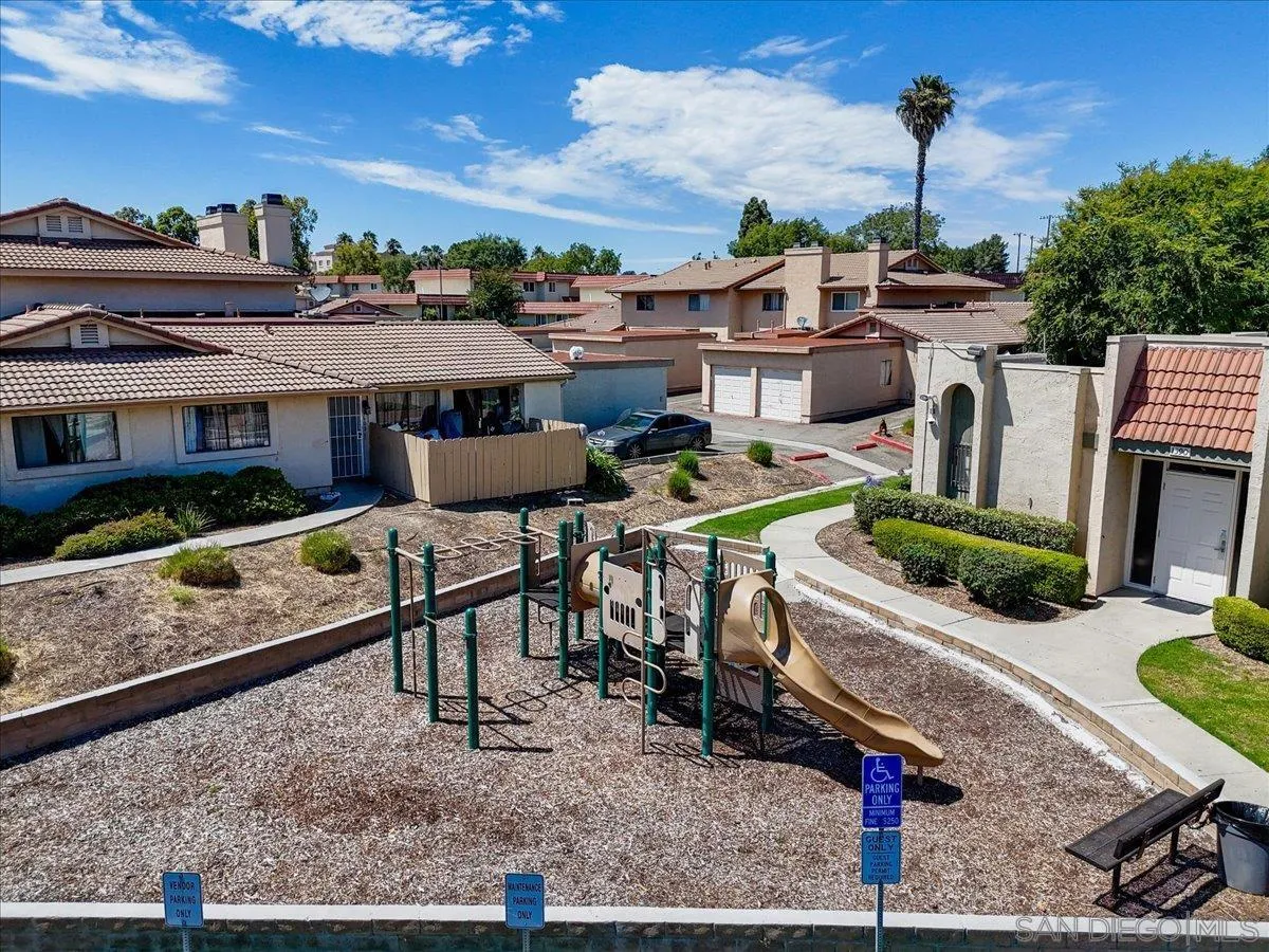 Photo #31: 250033073 Listing: Photo #31