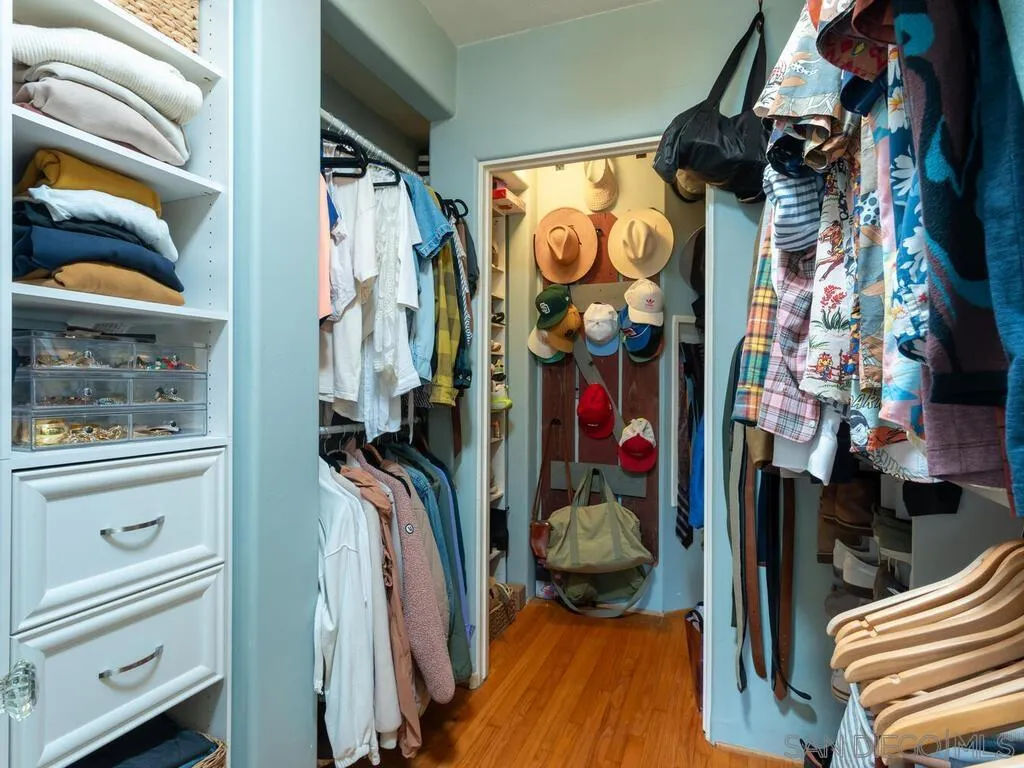 https://cdn.realtyfeed.com/cdn/127/250033082/480e574532249762e62cae843b1da570.webp