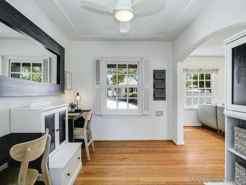 https://cdn.realtyfeed.com/cdn/127/250033082/afbf661183835210bdb8df948496d121.webp