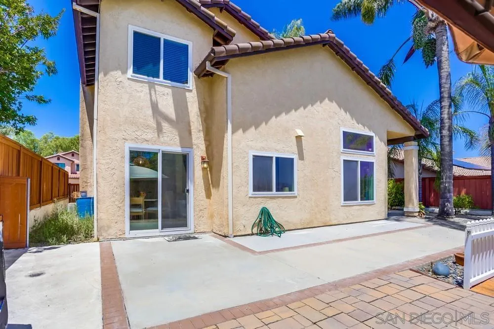 https://cdn.realtyfeed.com/cdn/127/250033083/99d8e66fc833a89a93fafaafa35e5ea5.webp