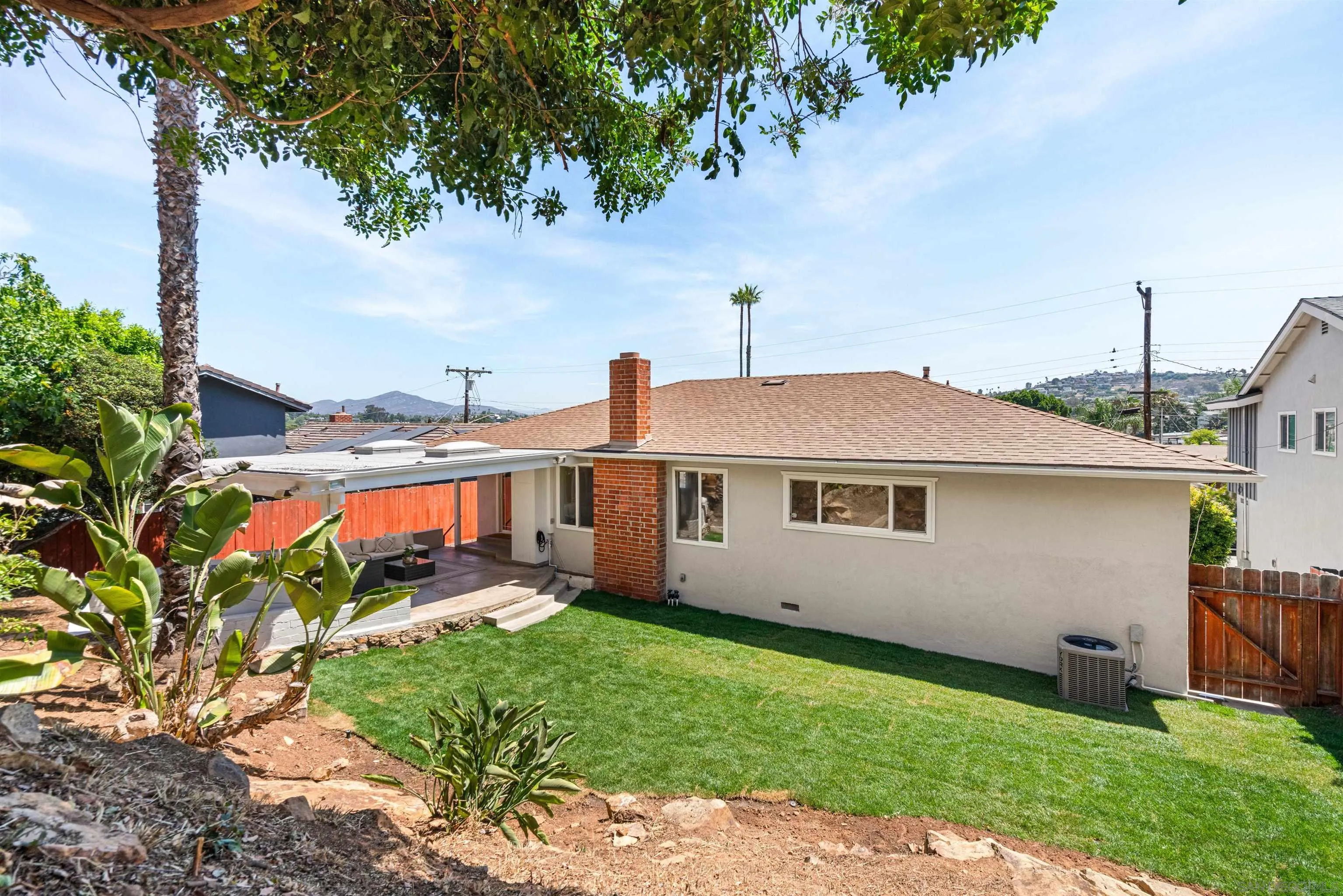 https://cdn.realtyfeed.com/cdn/127/250033087/c63f0c034f0509c54d3f9deec9d2998b.webp