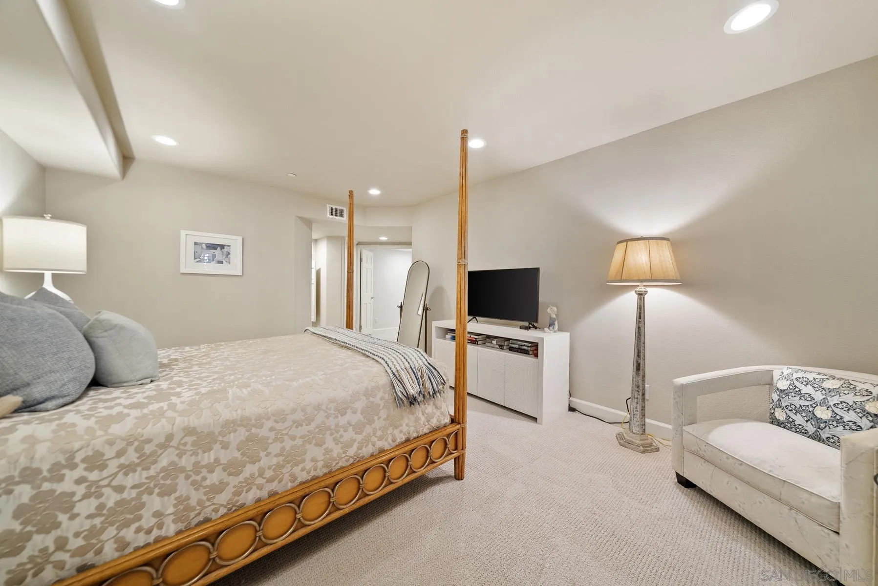 Photo #28: 250033089 Listing: Photo #28