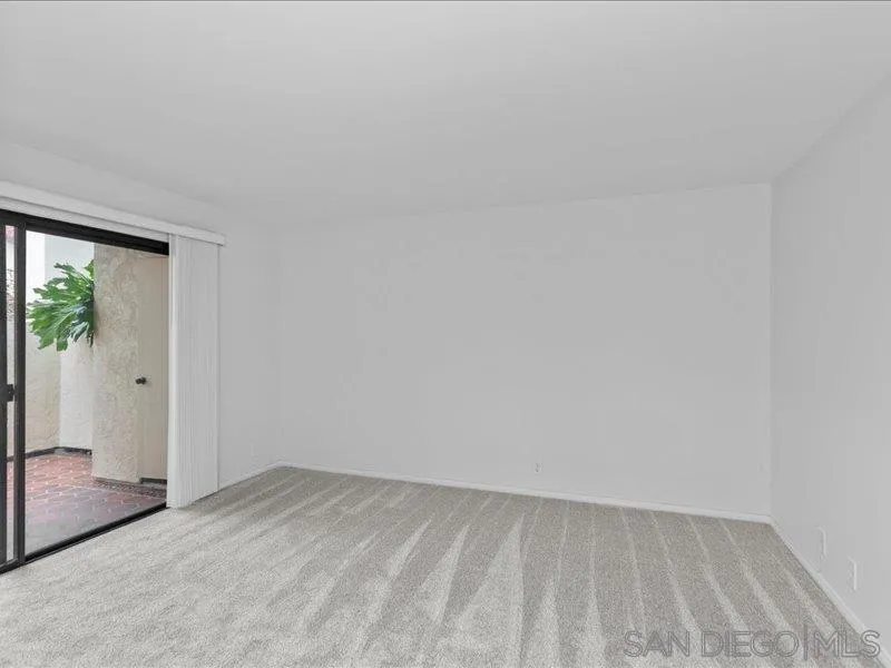 https://cdn.realtyfeed.com/cdn/127/250033098/44a88a15582af8e9a1fc562636b1d407.webp