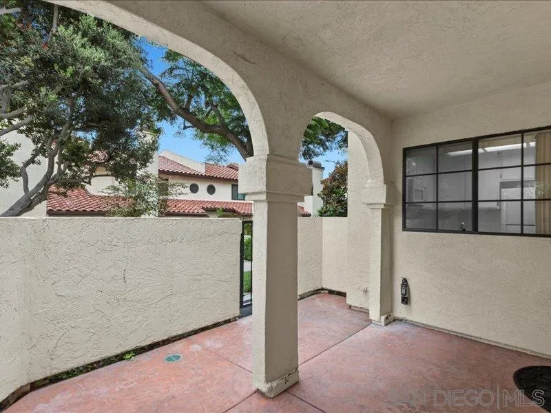 https://cdn.realtyfeed.com/cdn/127/250033098/4fd5e3f11e60096de713b89f7f33ccc4.webp