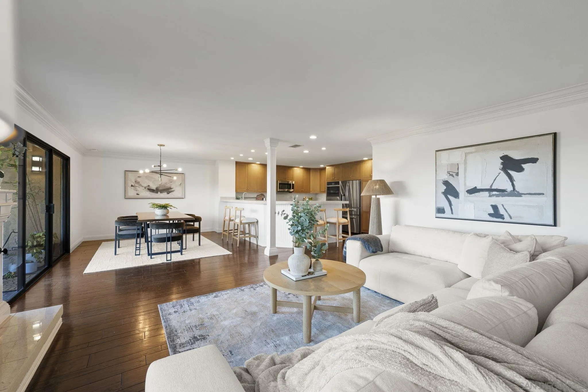 Photo #5: 250033103 Listing 