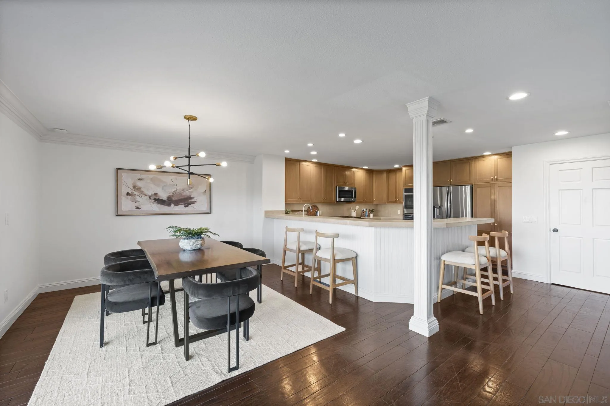 Photo #6: 250033103 Listing 