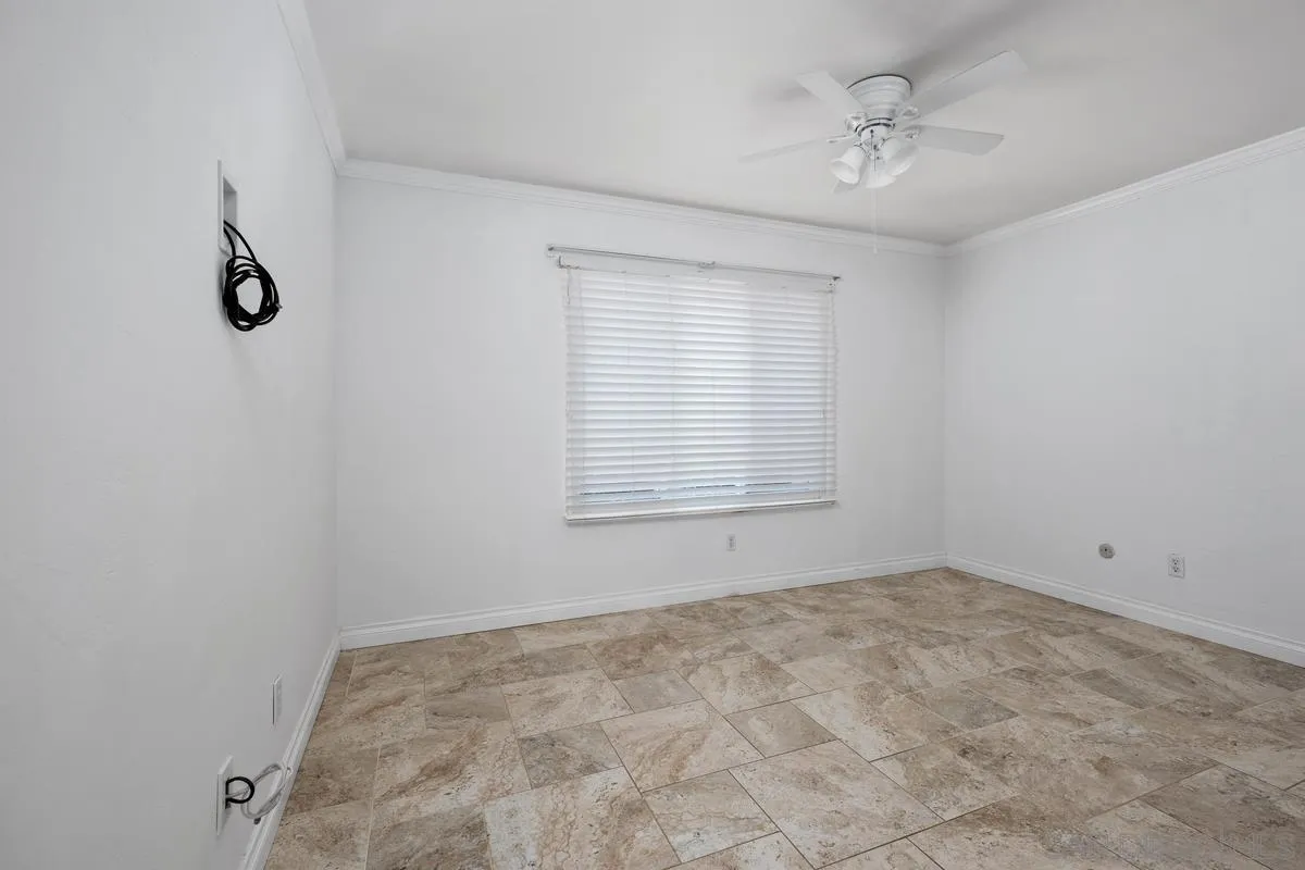 https://cdn.realtyfeed.com/cdn/127/250033106/75e7b977caa2e1d08094312b158614d6.webp