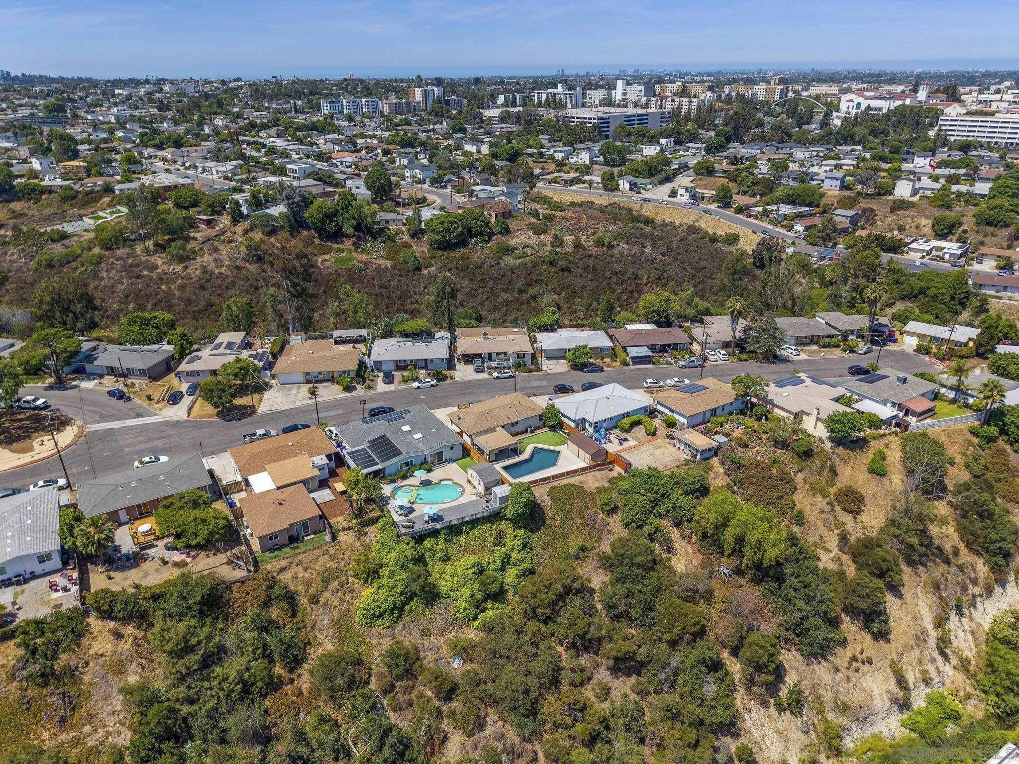 https://cdn.realtyfeed.com/cdn/127/250033113/a9edbf2b113cfcd5ed8c95645c686cce.webp