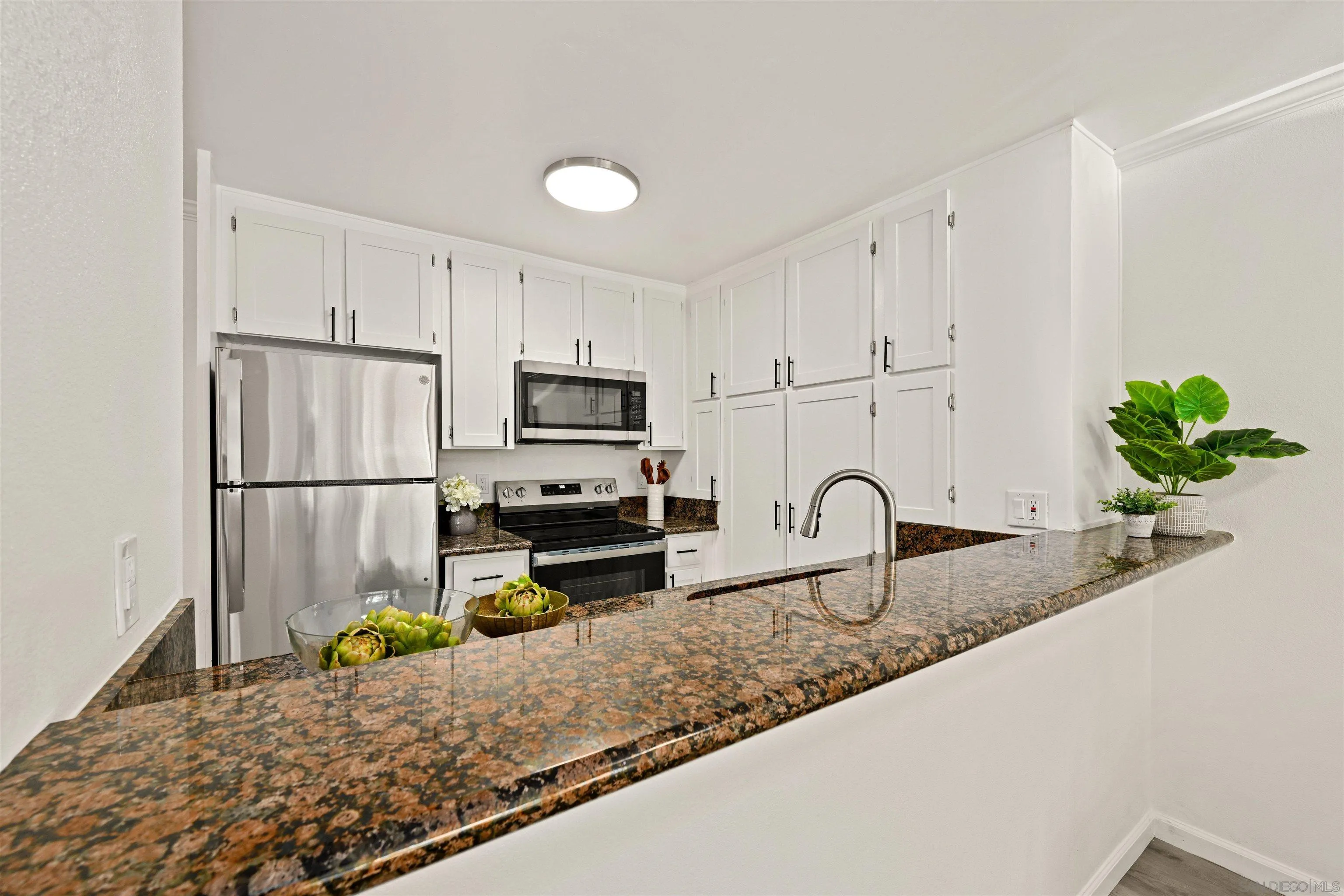 https://cdn.realtyfeed.com/cdn/127/250033114/0f68faa1603d4b5261ac67b26effb2f4.webp