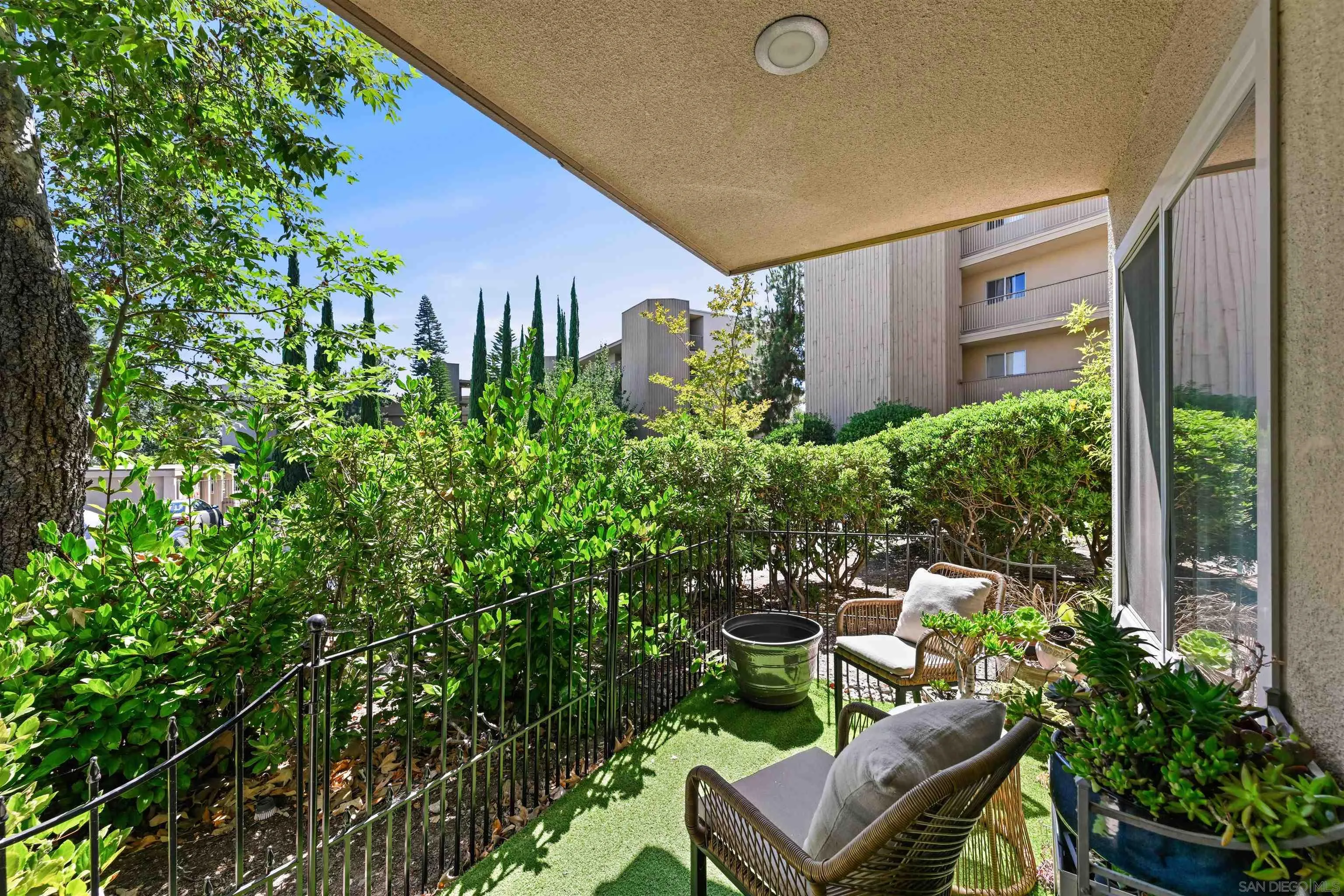 https://cdn.realtyfeed.com/cdn/127/250033114/f597eb92ef12ed2d354db8b624dd35ac.webp