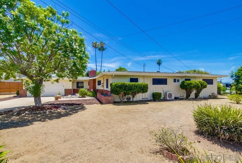 https://cdn.realtyfeed.com/cdn/127/250033115/04a239dd60ce999720d3784cad6e5747.webp
