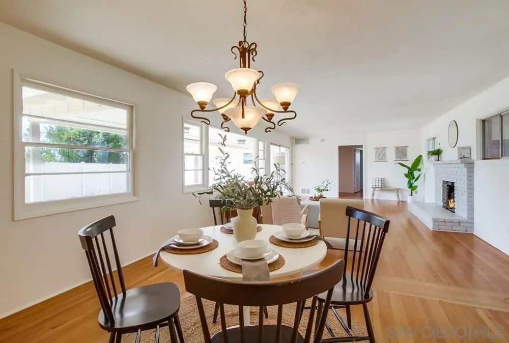 https://cdn.realtyfeed.com/cdn/127/250033115/771baee7953fd0baa90d0cbea9ff08f5.webp