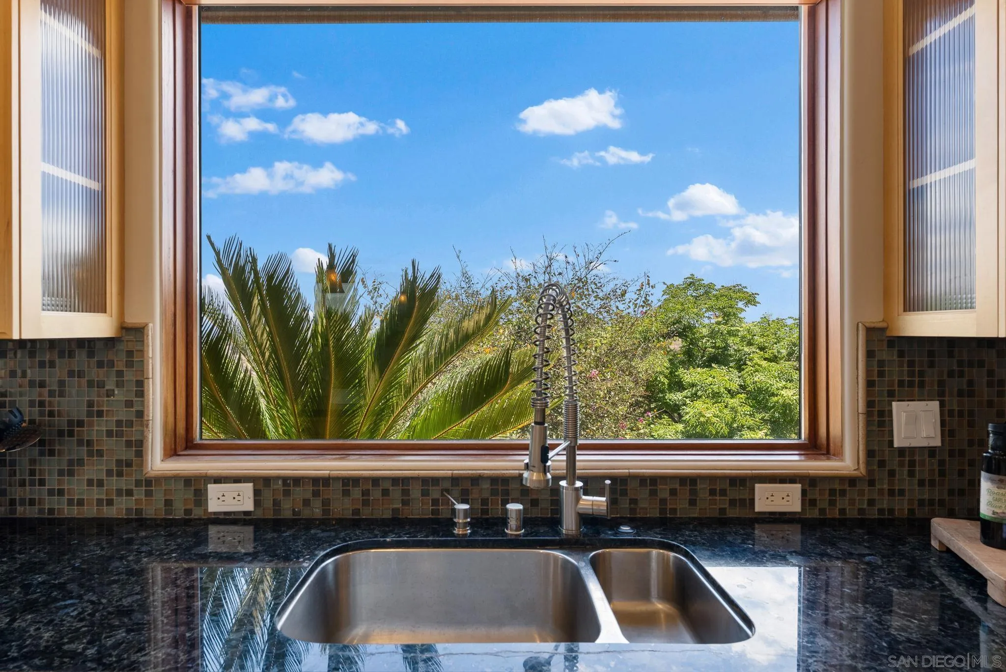 https://cdn.realtyfeed.com/cdn/127/250033119/2b30b6ece388a9d9f6c8e0d5e4163733.webp