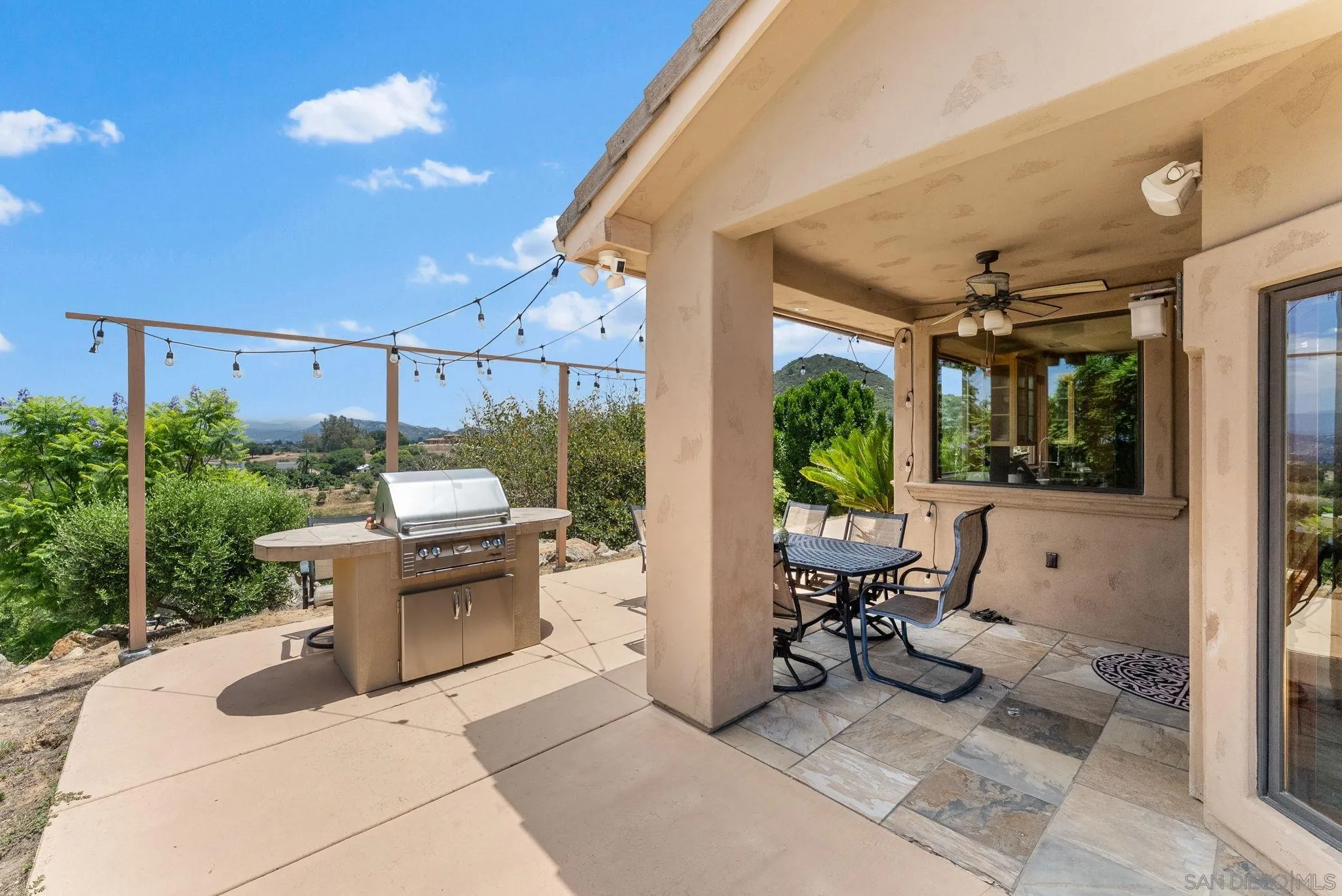 https://cdn.realtyfeed.com/cdn/127/250033119/969a5b02738a18dcad071c25d11a857e.webp