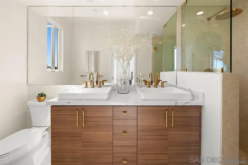 Photo #15: 250033122 Listing: Photo #15