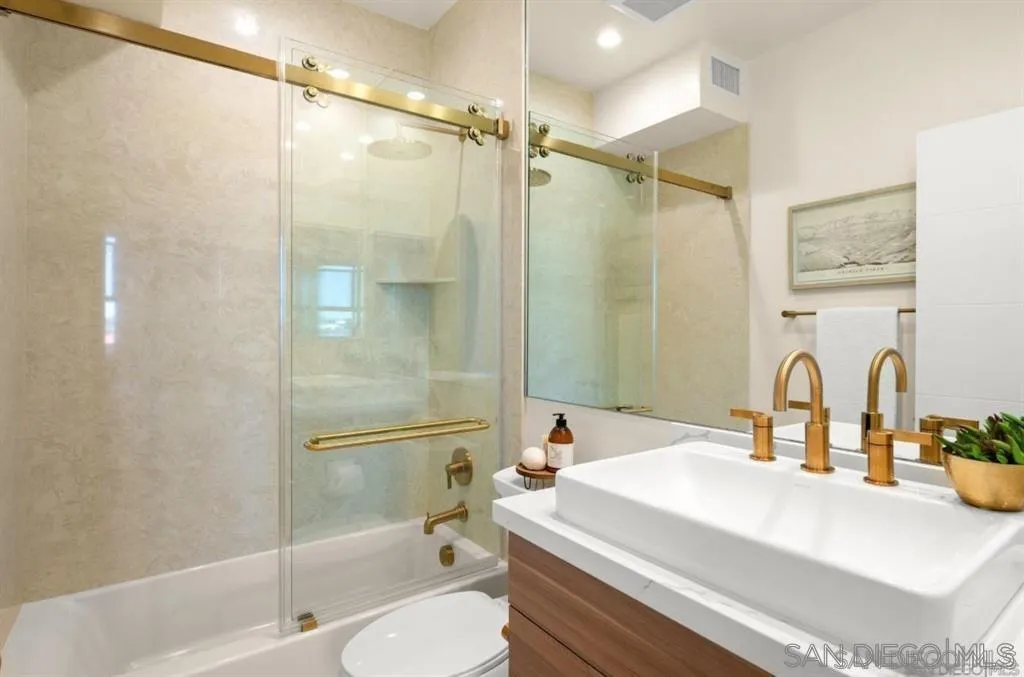 Photo #18: 250033122 Listing: Photo #18