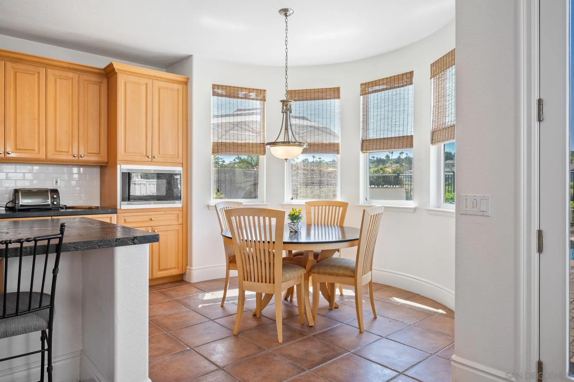 https://cdn.realtyfeed.com/cdn/127/250033124/0242a4f973f83817a7d1da2a748bf27c.webp