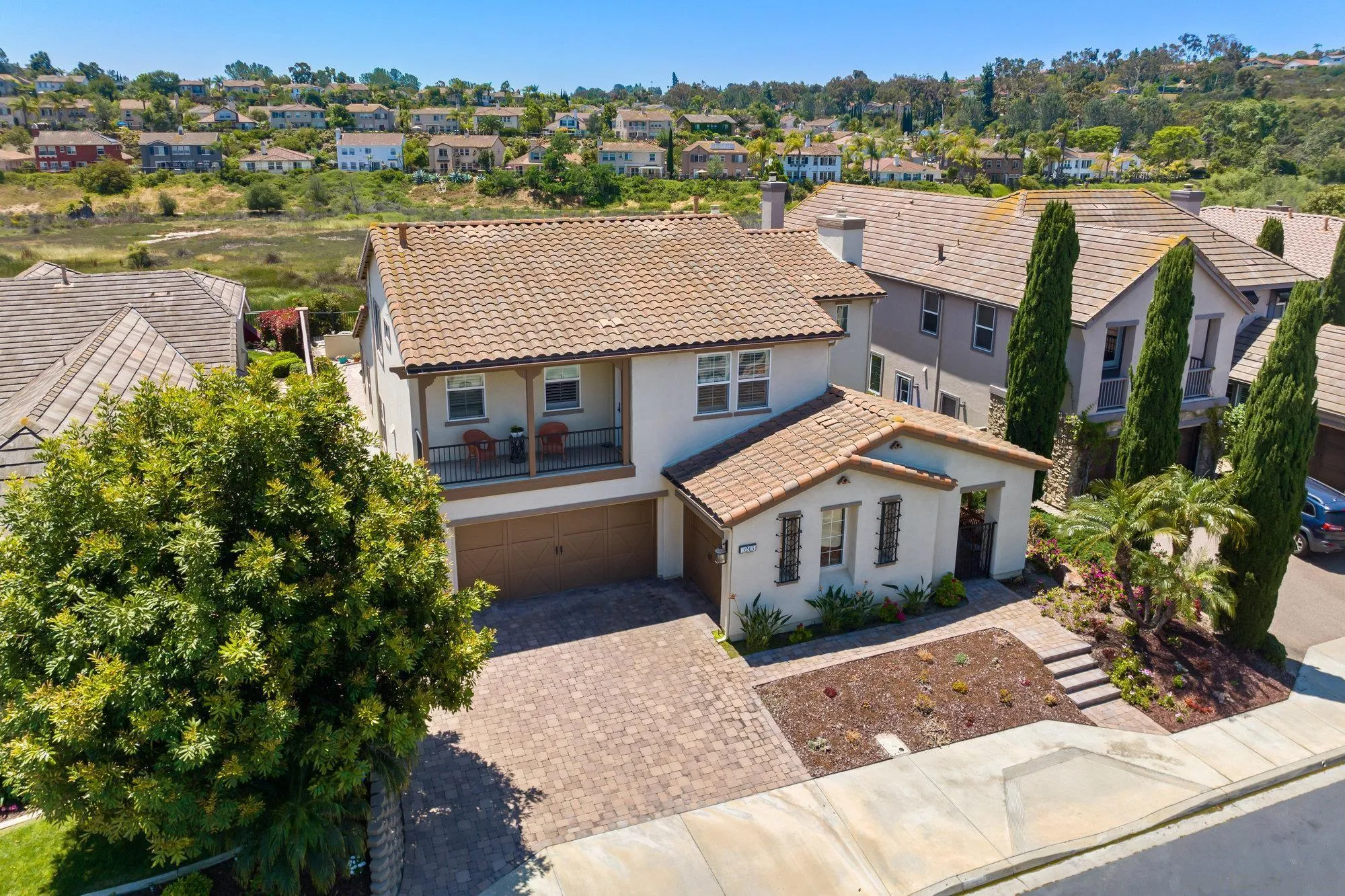 https://cdn.realtyfeed.com/cdn/127/250033124/0b9089e04f9c65f991c90a47c5ff98b9.webp