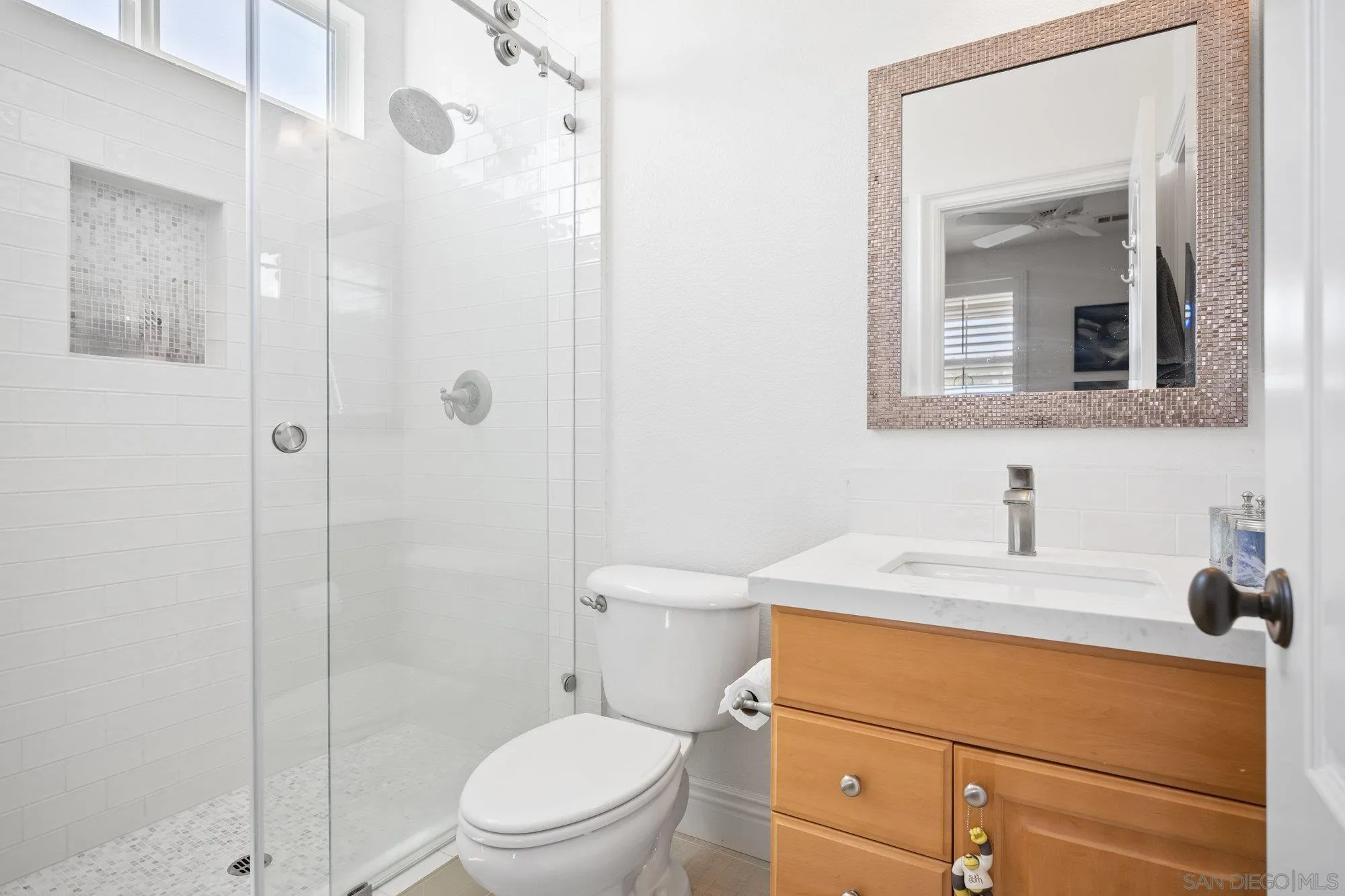 https://cdn.realtyfeed.com/cdn/127/250033124/6131f8622864f43d9f51c9c642bb8a84.webp