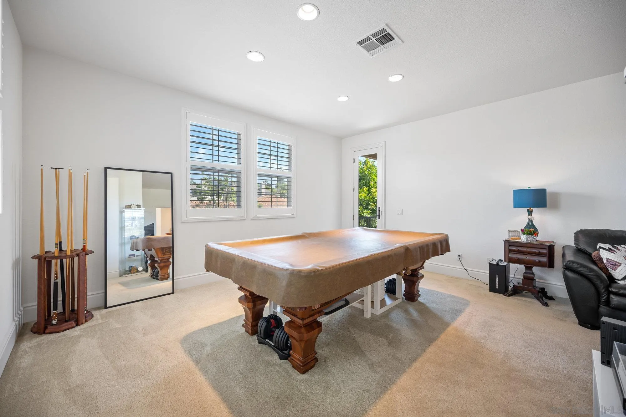 https://cdn.realtyfeed.com/cdn/127/250033124/9f265ca7c018b1b3661f6cbf38dfc83a.webp