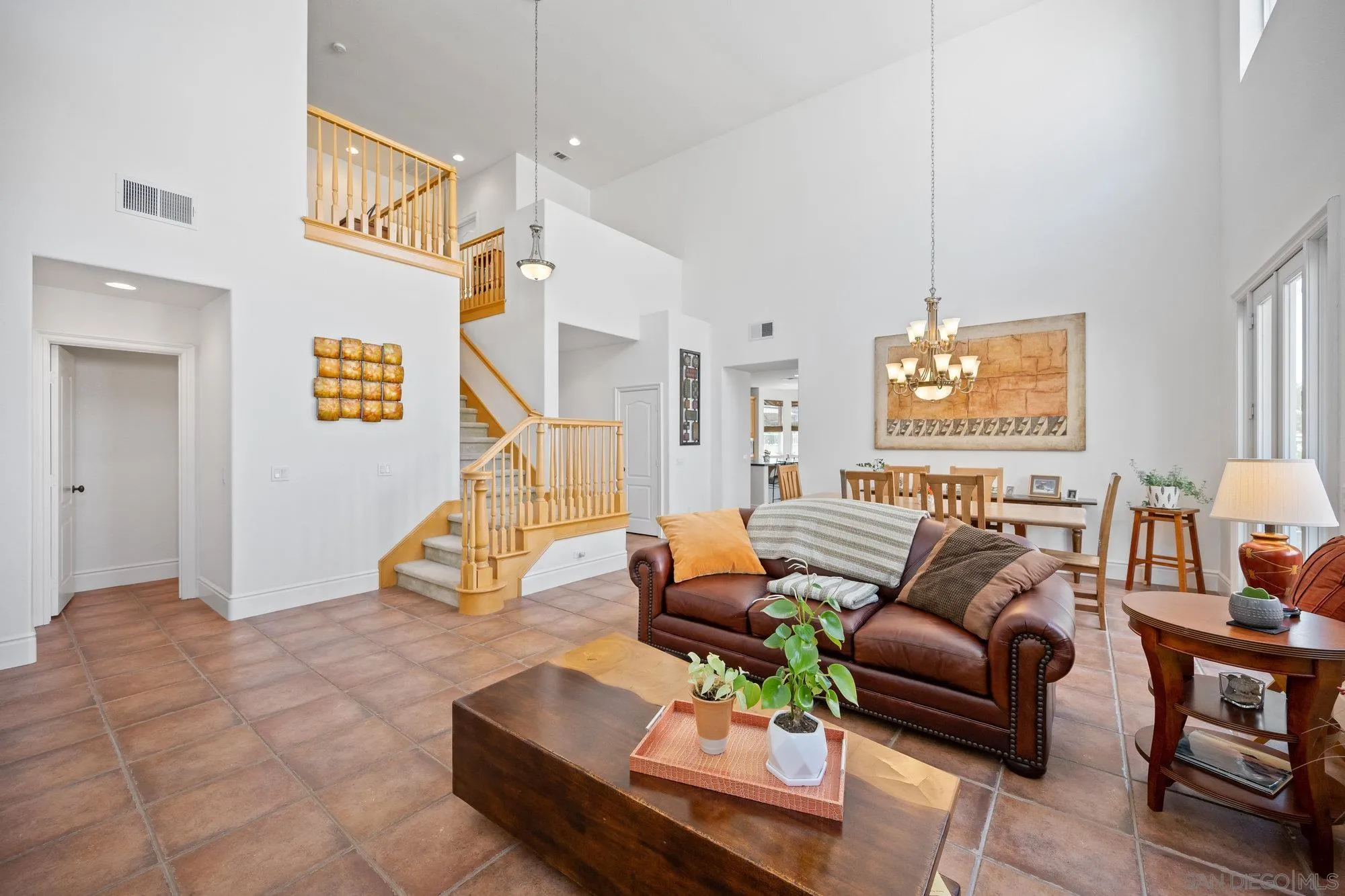 https://cdn.realtyfeed.com/cdn/127/250033124/d8e96f9e2209fa2e9a466c40c4a2111a.webp