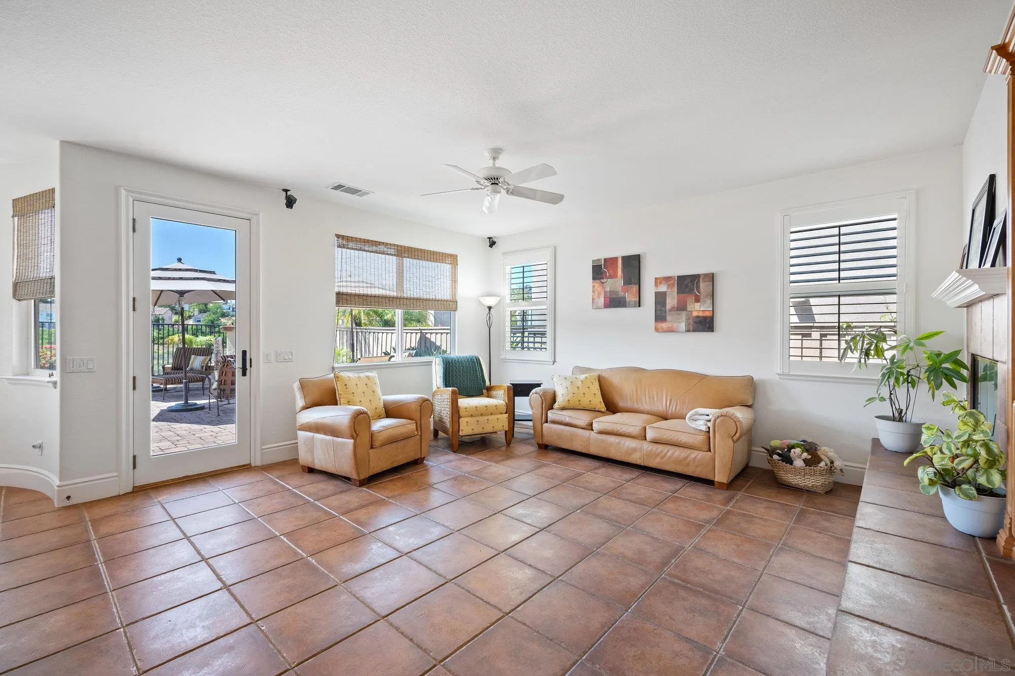 https://cdn.realtyfeed.com/cdn/127/250033124/ef13381e137e17dca555fa8349b8ccff.webp