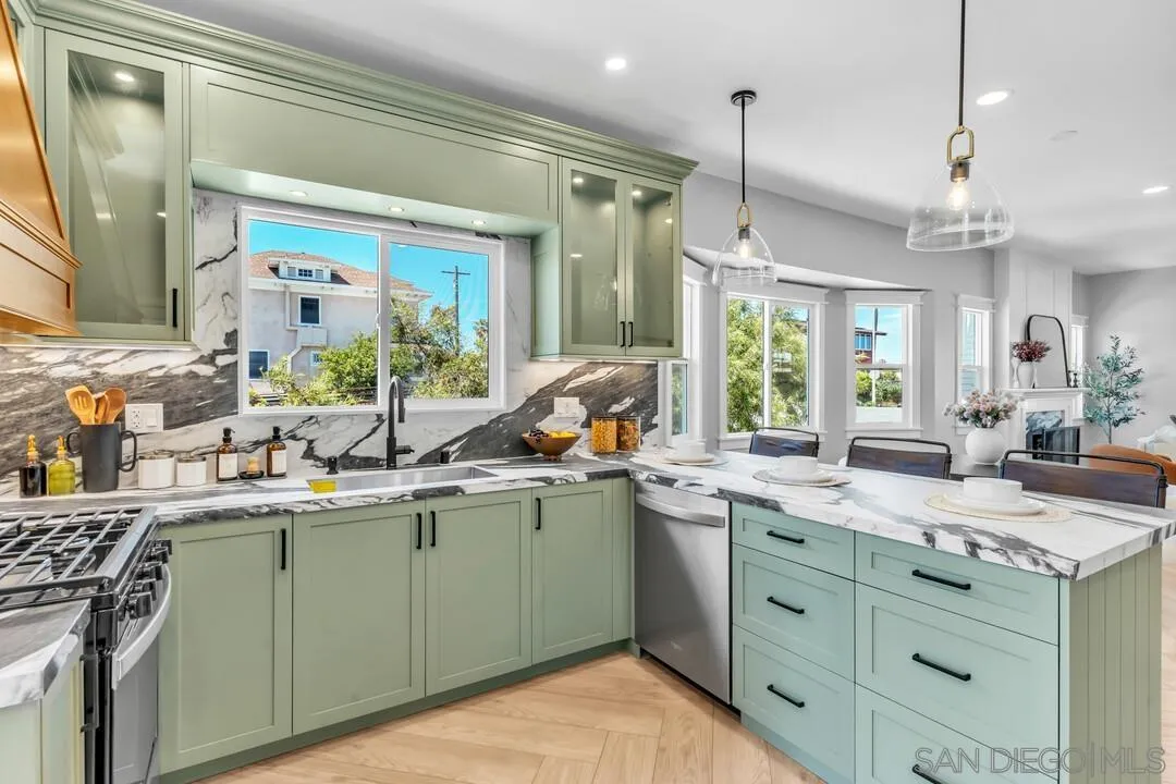 https://cdn.realtyfeed.com/cdn/127/250033131/e891391c6f8cafe862f2fa1d60b5eb5c.webp