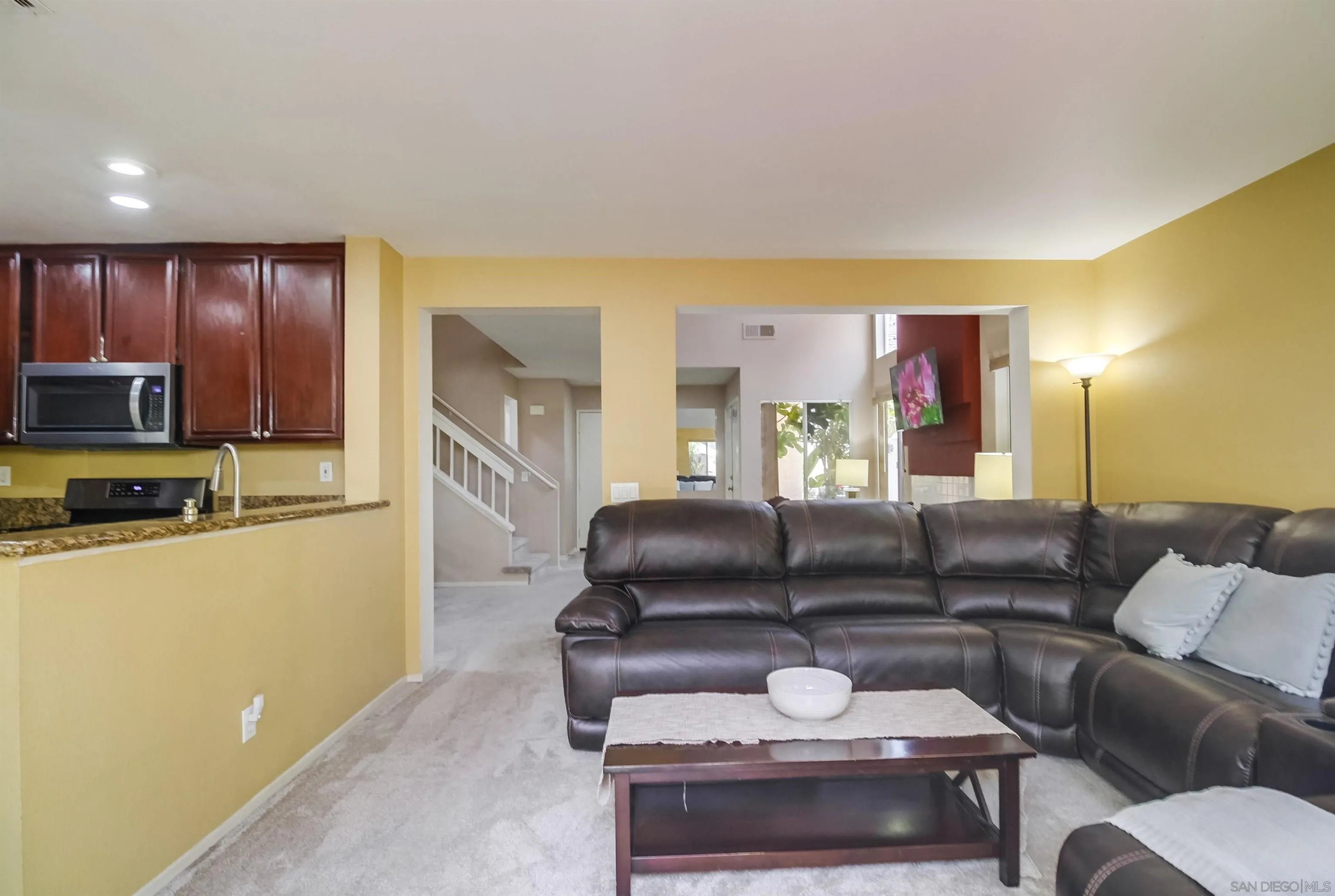 Photo #9: 250033138 Listing: Photo #9