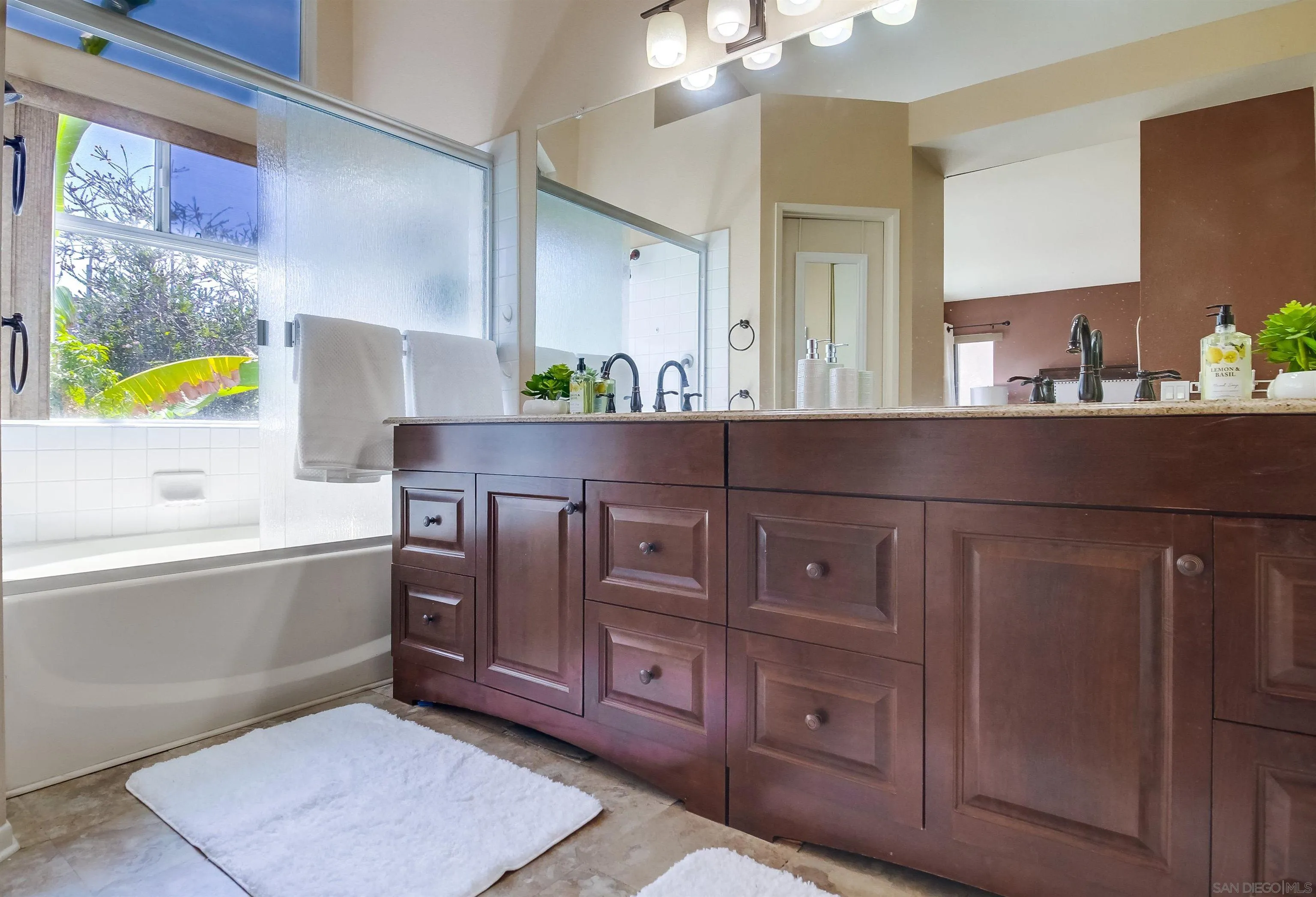 Photo #21: 250033138 Listing: Photo #21