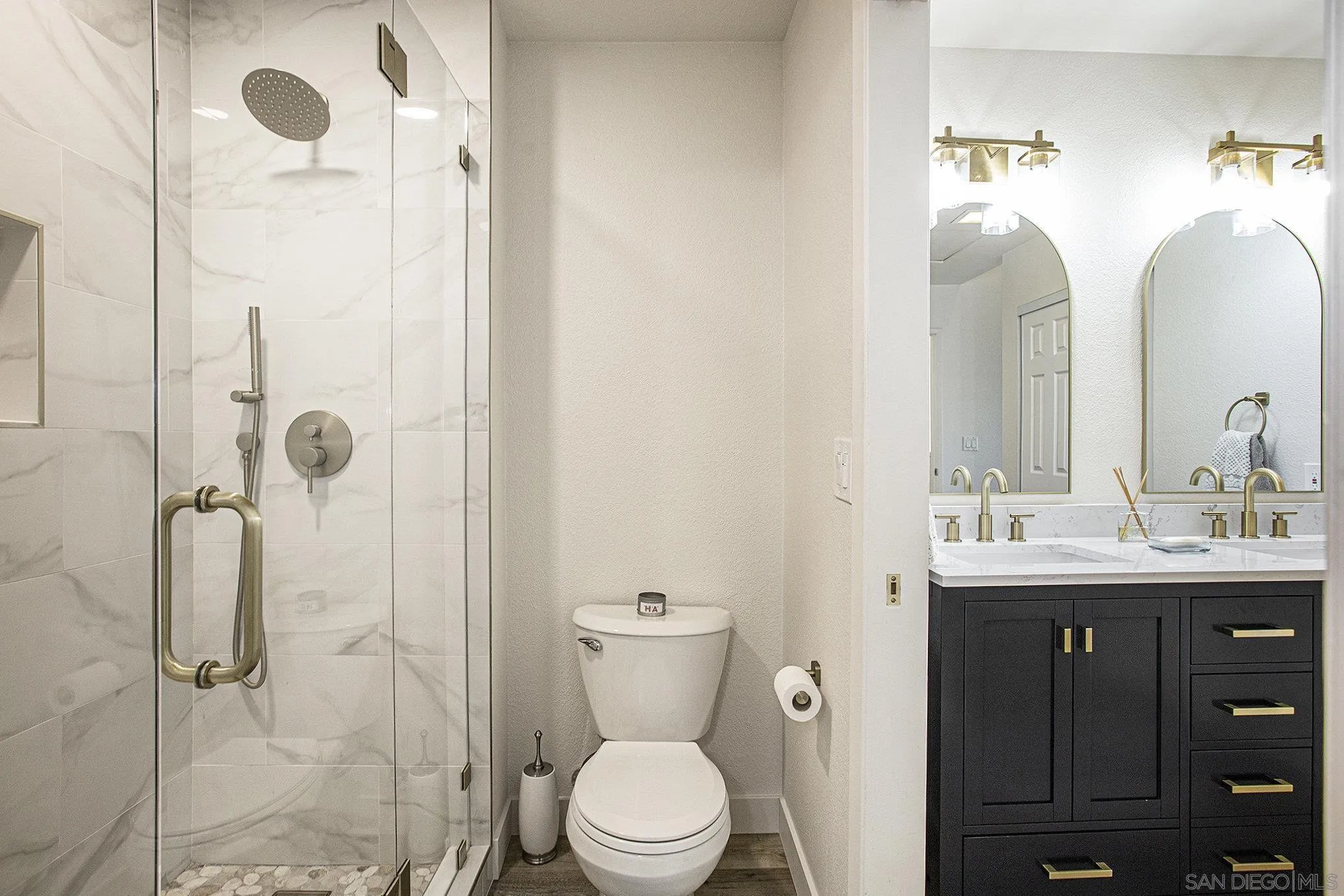 Photo #15: 250033145 Listing: Photo #15