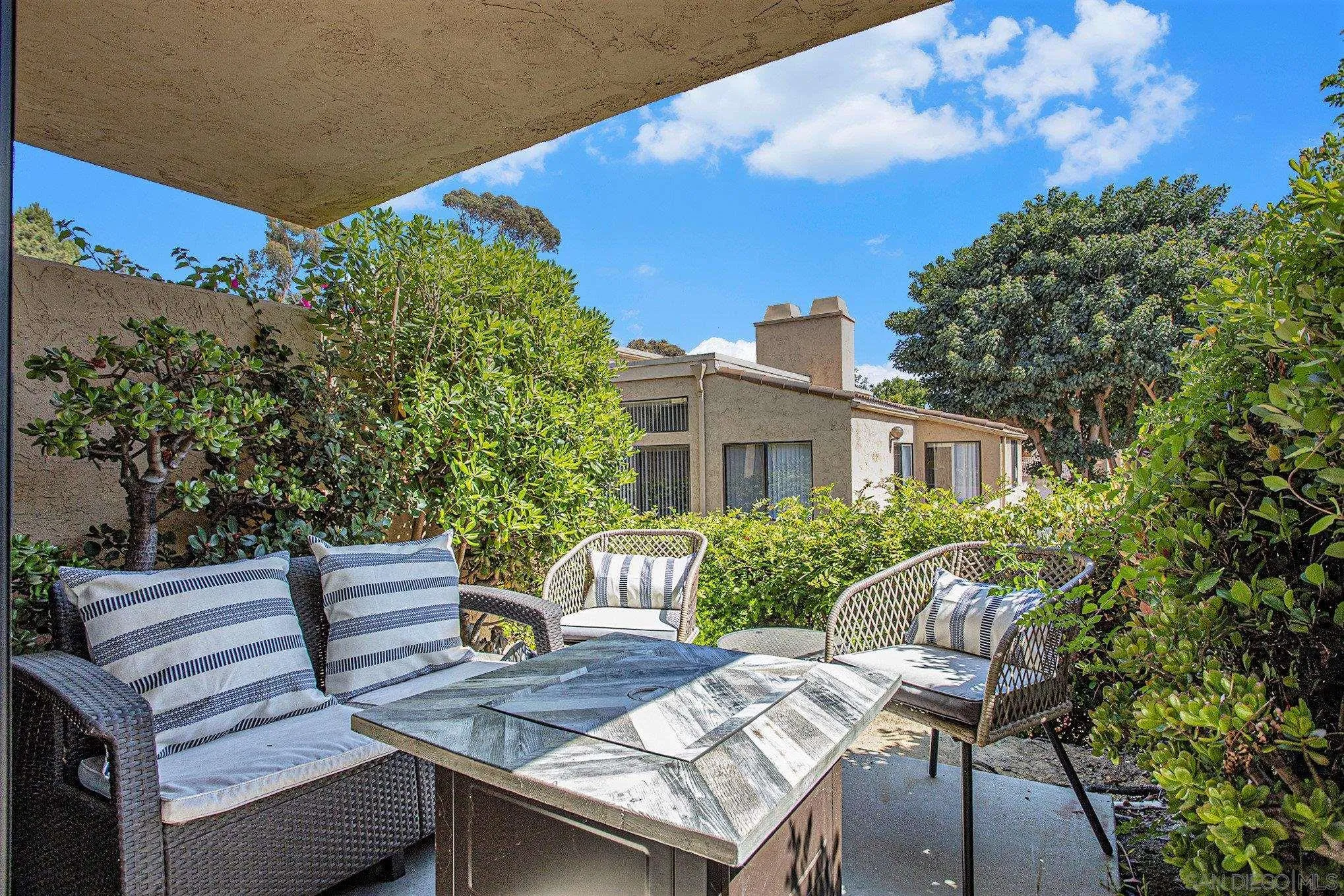 Photo #4: 250033145 Listing 