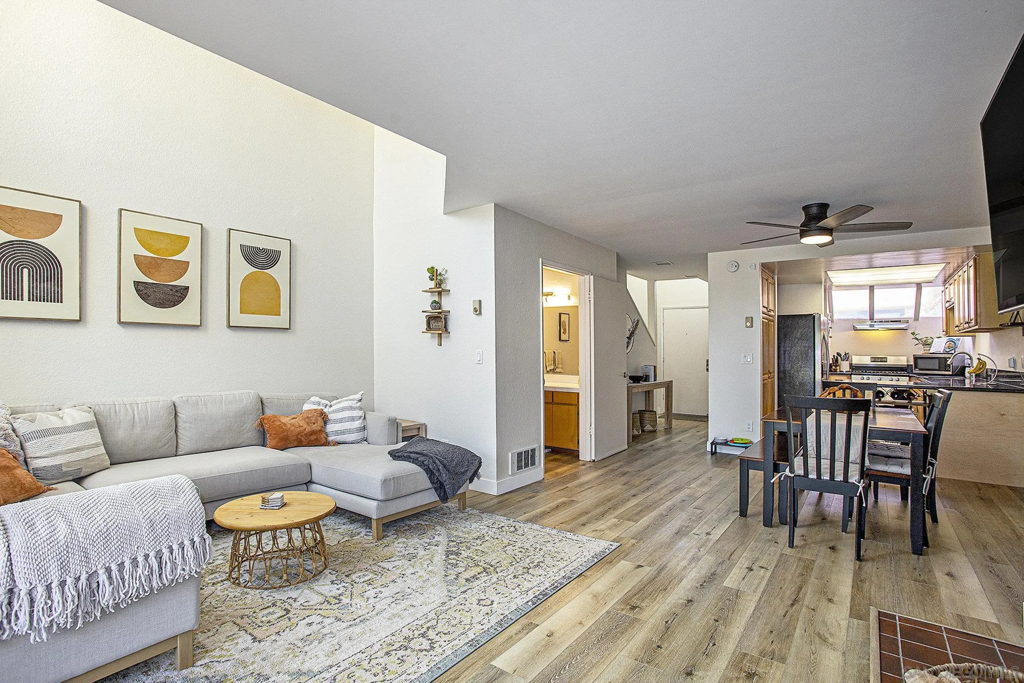Photo #8: 250033145 Listing: Photo #8