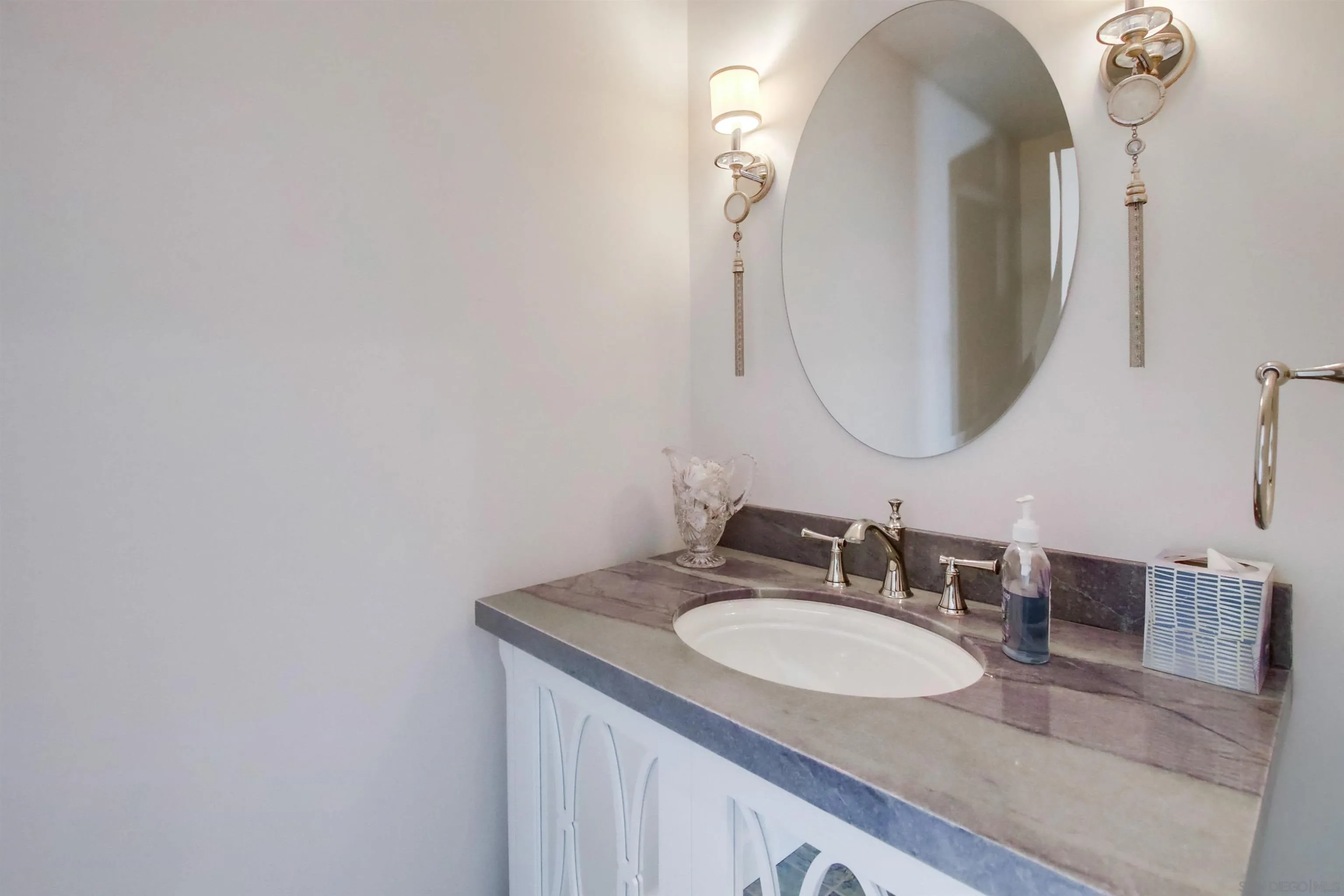 https://cdn.realtyfeed.com/cdn/127/250033148/358a8b9487329356724ef79a90c4ea23.webp