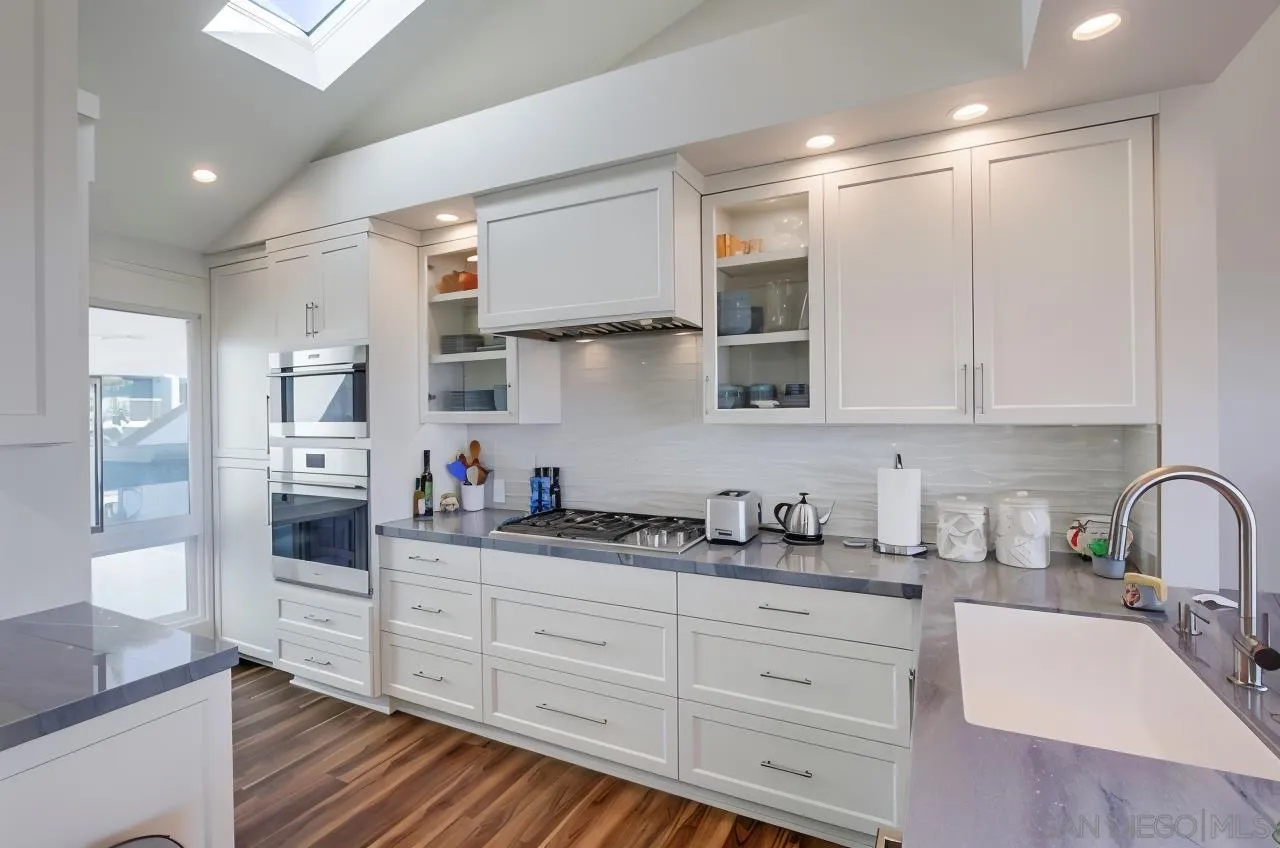 https://cdn.realtyfeed.com/cdn/127/250033148/79eda1c853056666cf1f98f106a42478.webp