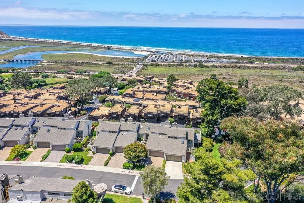 https://cdn.realtyfeed.com/cdn/127/250033148/90da9ff633aef61fcda2dfd06fabae87.webp