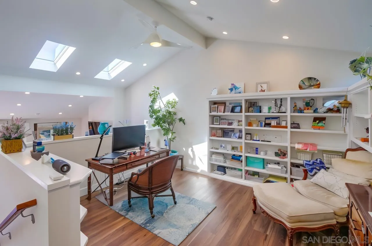 https://cdn.realtyfeed.com/cdn/127/250033148/f0710fa2d4f1612f17c66a3f4f02c461.webp