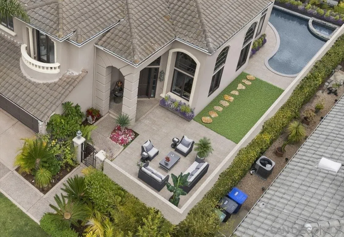 https://cdn.realtyfeed.com/cdn/127/250033149/92f41b0af52ea23a4ca4aa825ee781b2.webp