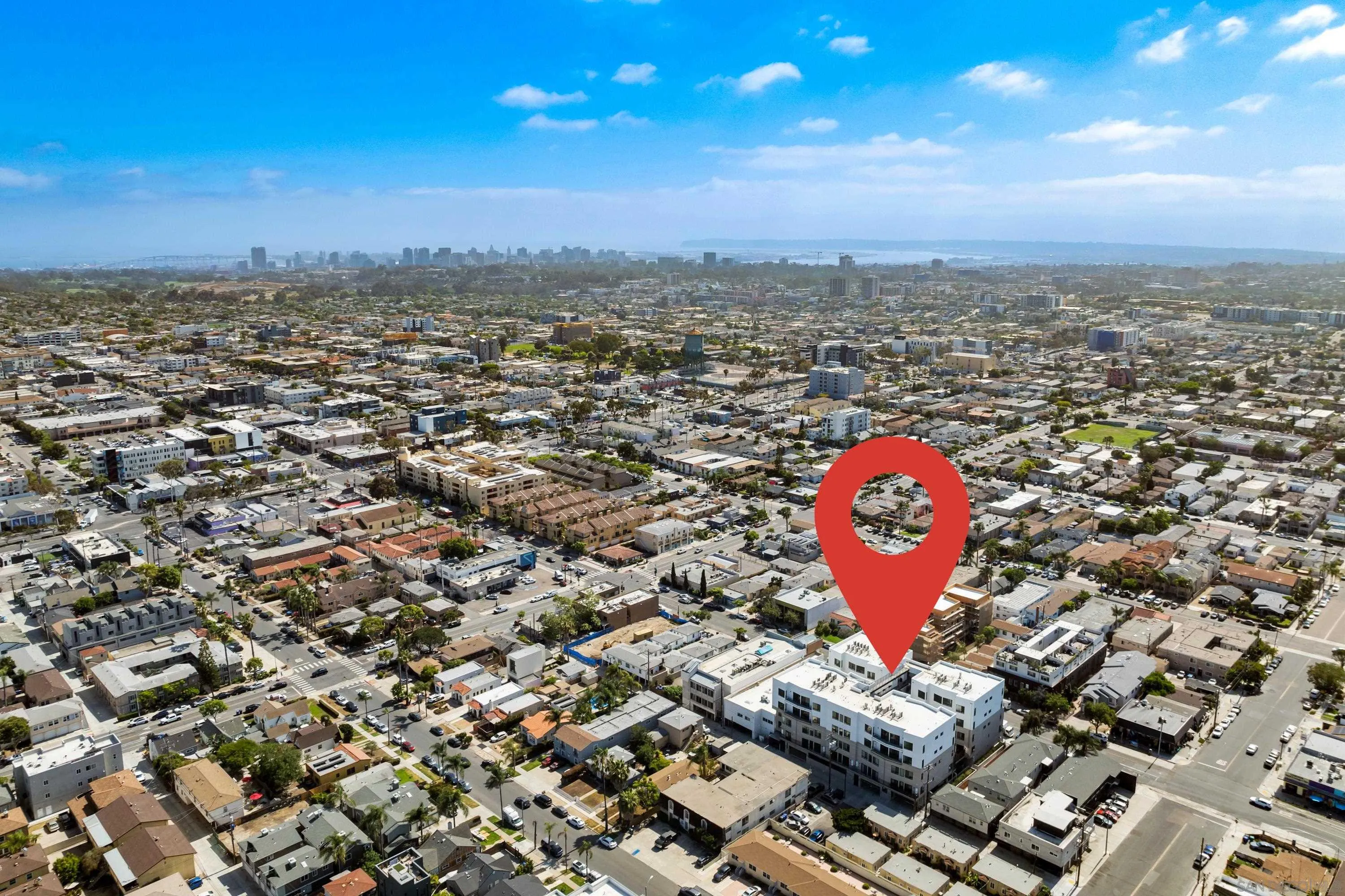 https://cdn.realtyfeed.com/cdn/127/250033151/ba6f28da4cb622e1230ec6483def6fef.webp