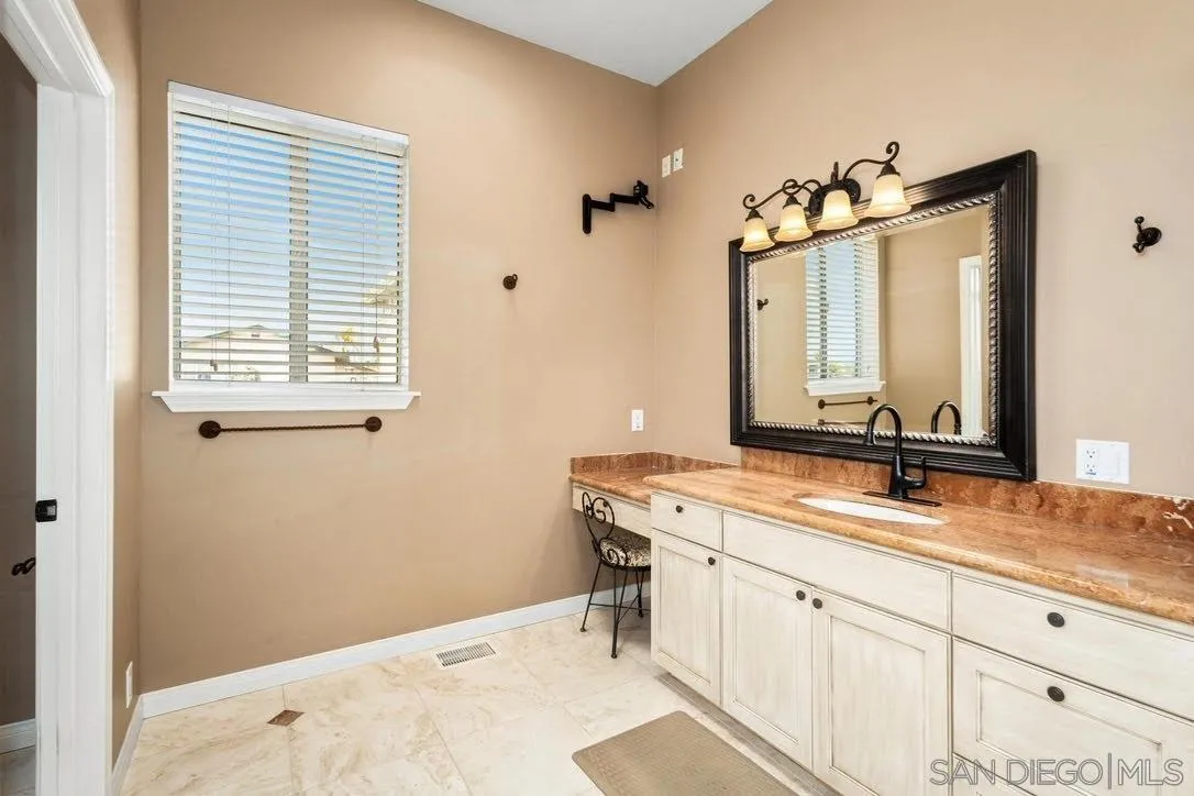 https://cdn.realtyfeed.com/cdn/127/250033153/0dcf44475dbf81dea7454a33b645c8c5.webp