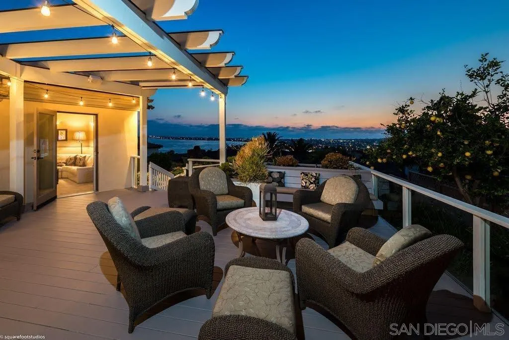 https://cdn.realtyfeed.com/cdn/127/250033153/7b4d6bfea181cedc5ed64ed579aadbda.webp