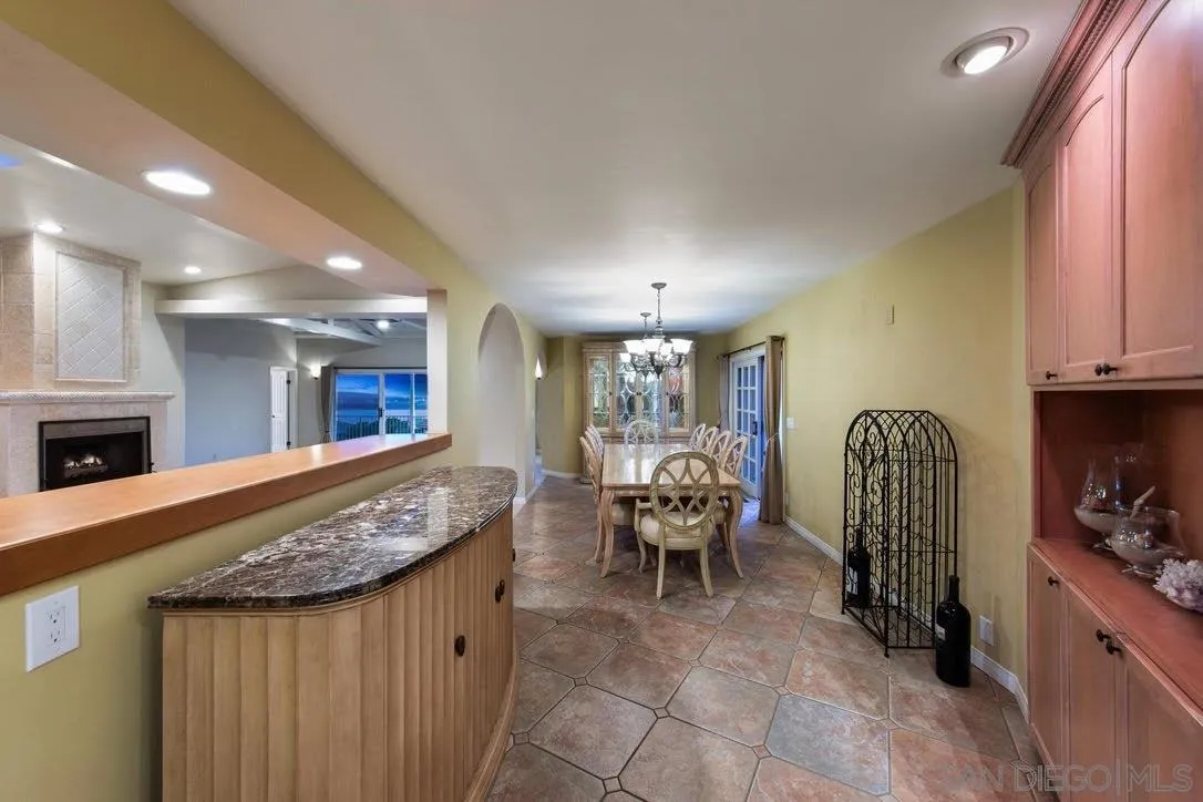 https://cdn.realtyfeed.com/cdn/127/250033153/f08582bcea44e190aa9fbd6ea74a558b.webp