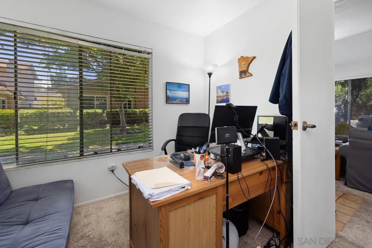 https://cdn.realtyfeed.com/cdn/127/250033159/1ca83c4649a9476fe9f5903eb3607f16.webp