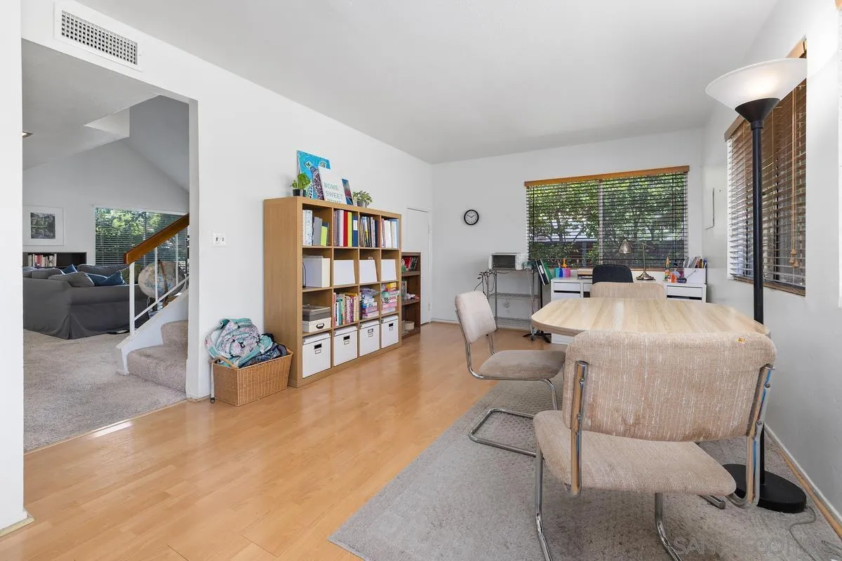 https://cdn.realtyfeed.com/cdn/127/250033159/5a059369a5454033d83c889216909619.webp