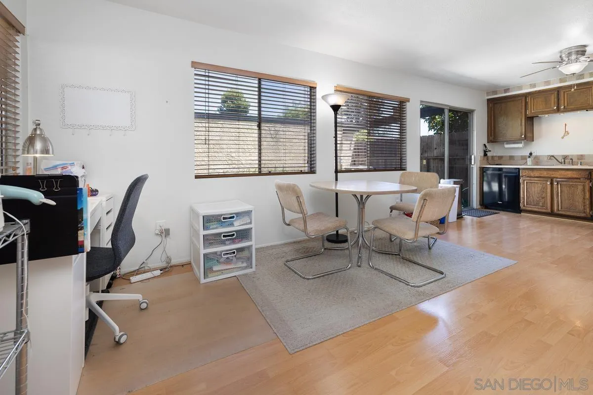 https://cdn.realtyfeed.com/cdn/127/250033159/ba8aef6c6d75c515dc7cb96400f31173.webp