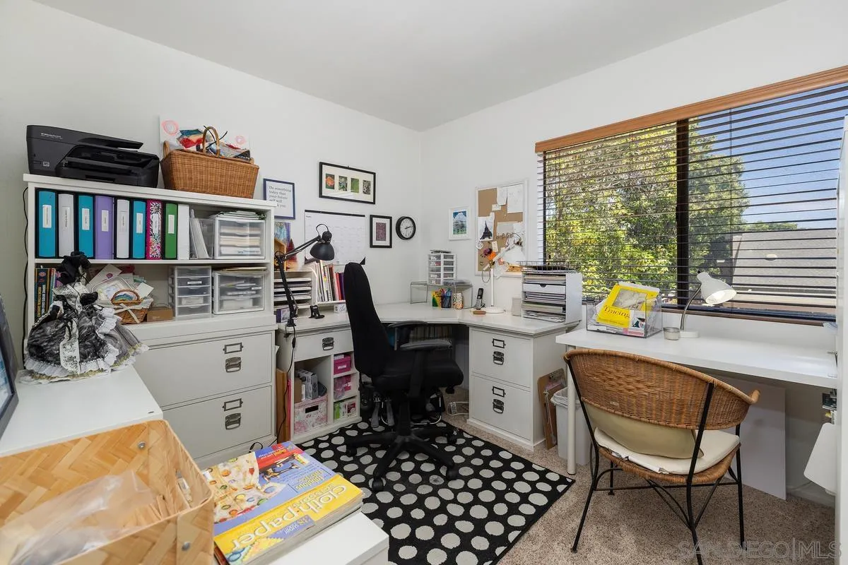 https://cdn.realtyfeed.com/cdn/127/250033159/c09e1617b953d9feb9289e0069bed06d.webp