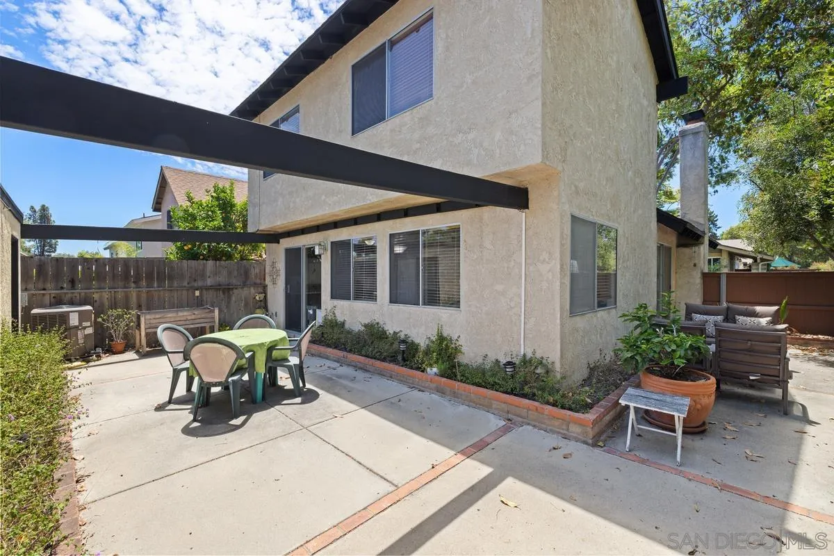 https://cdn.realtyfeed.com/cdn/127/250033159/f6af7b3bbc38cfdb99252e0945212273.webp
