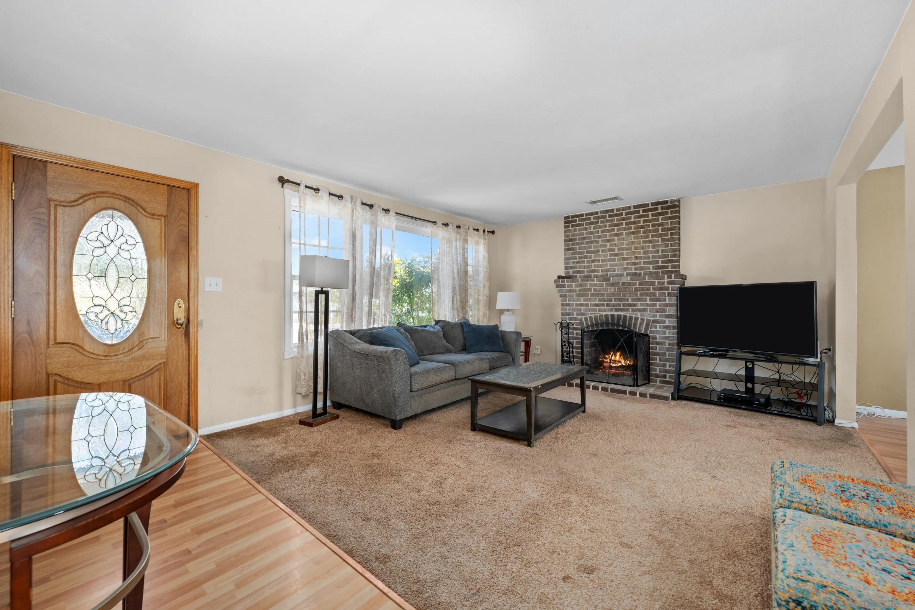 https://cdn.realtyfeed.com/cdn/127/250033170/7572d45342b5a4fce0d260a773c9f243.webp