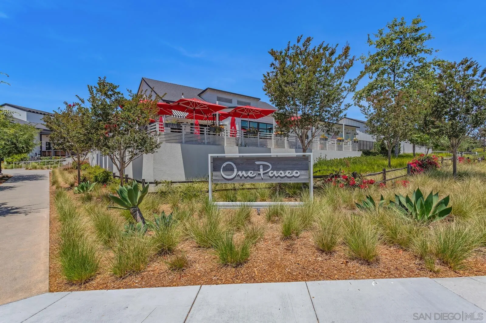 https://cdn.realtyfeed.com/cdn/127/250033179/2c3650d42abb9ff3b67adec4fea22e1a.webp